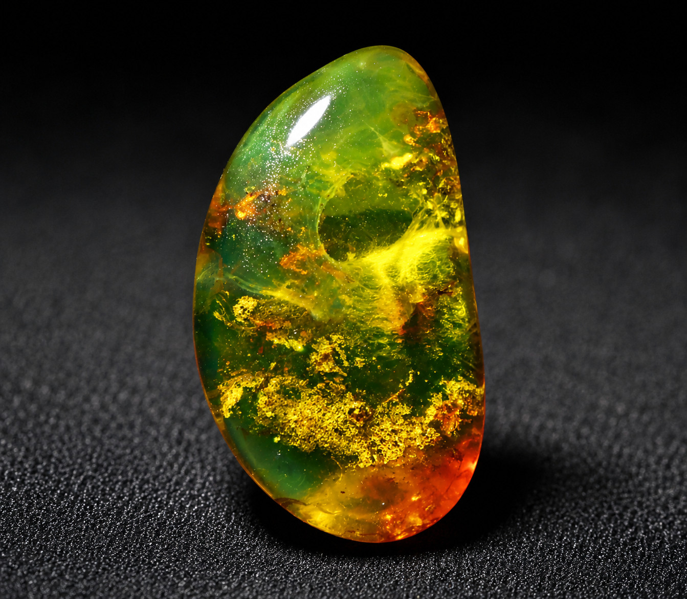 Beautiful Natural Dominican Clear Orange Green Amber Polished Stone 25mm
