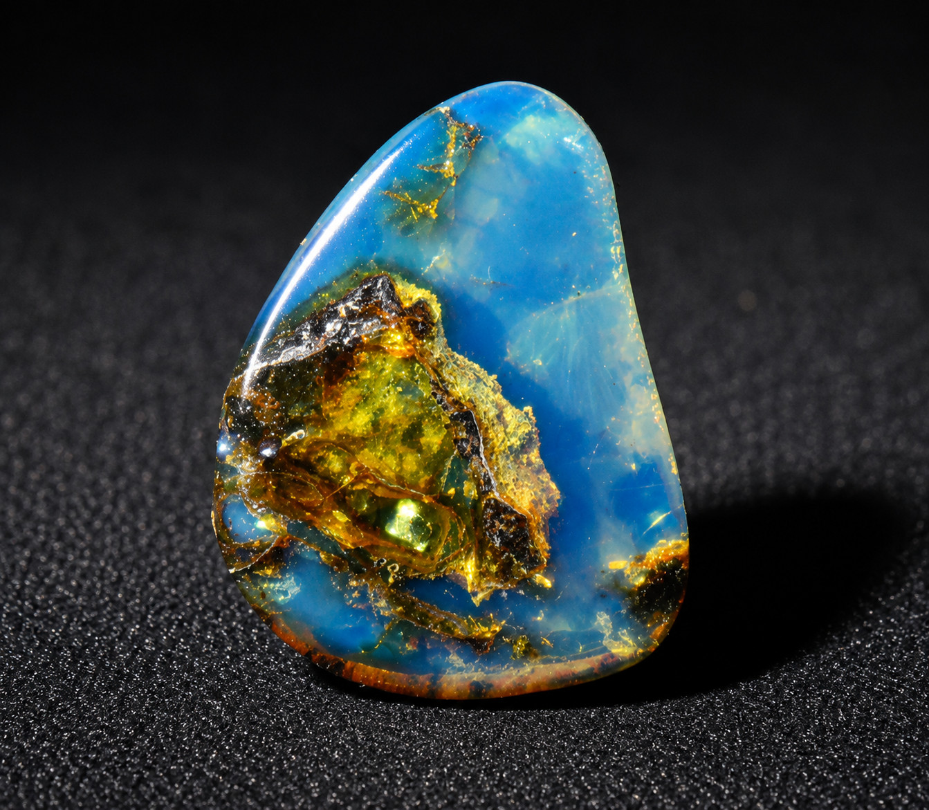 Natural Dominican Clear Deep Blue Amber Polished Stone – 23mm
