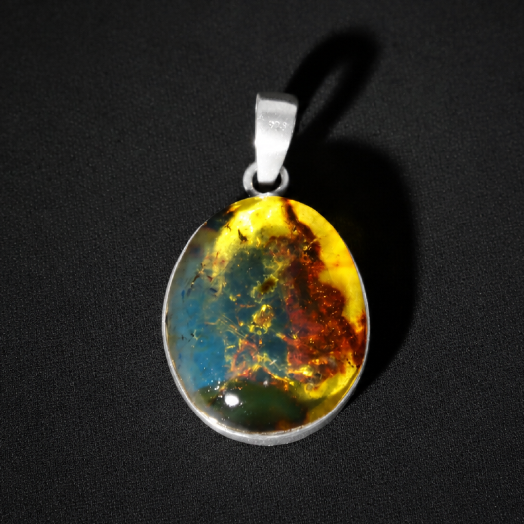 Clear red blue Natural Dominican Amber oval 925 Sterling Silver Pendant 29 mm