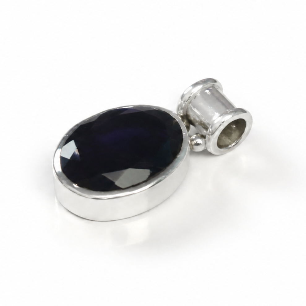 Clear dark purple Natural amethyst oval 925 Sterling Silver Pendant 30 mm