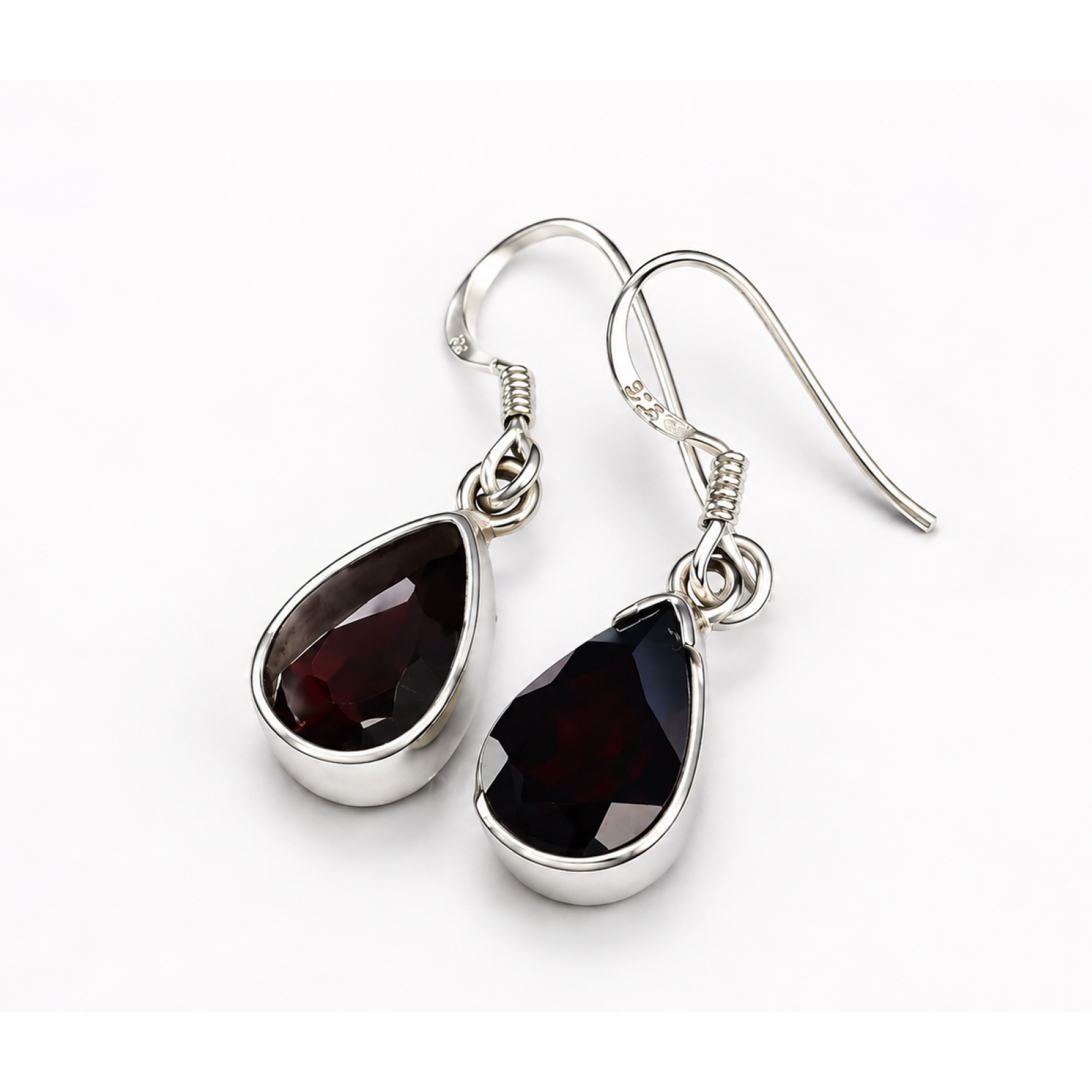 Clear brown red Almandine Garnet teardrop 925 Sterling Silver Earrings 31 mm
