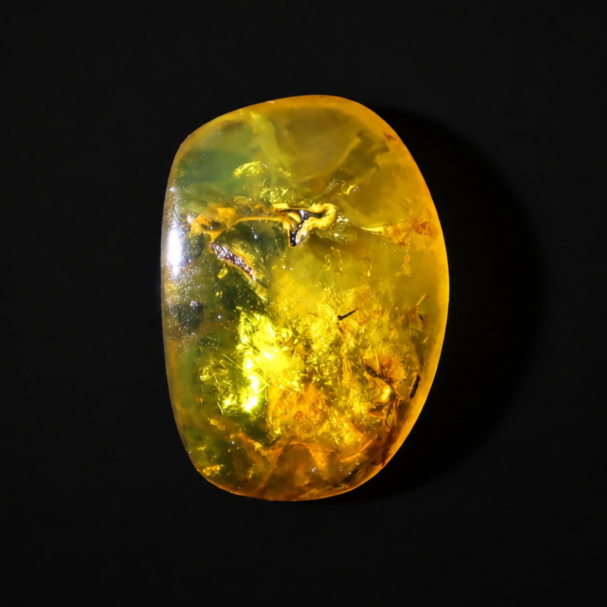 Clear yellow green Natural Dominican Amber teardrop Polished Stone 24 mm