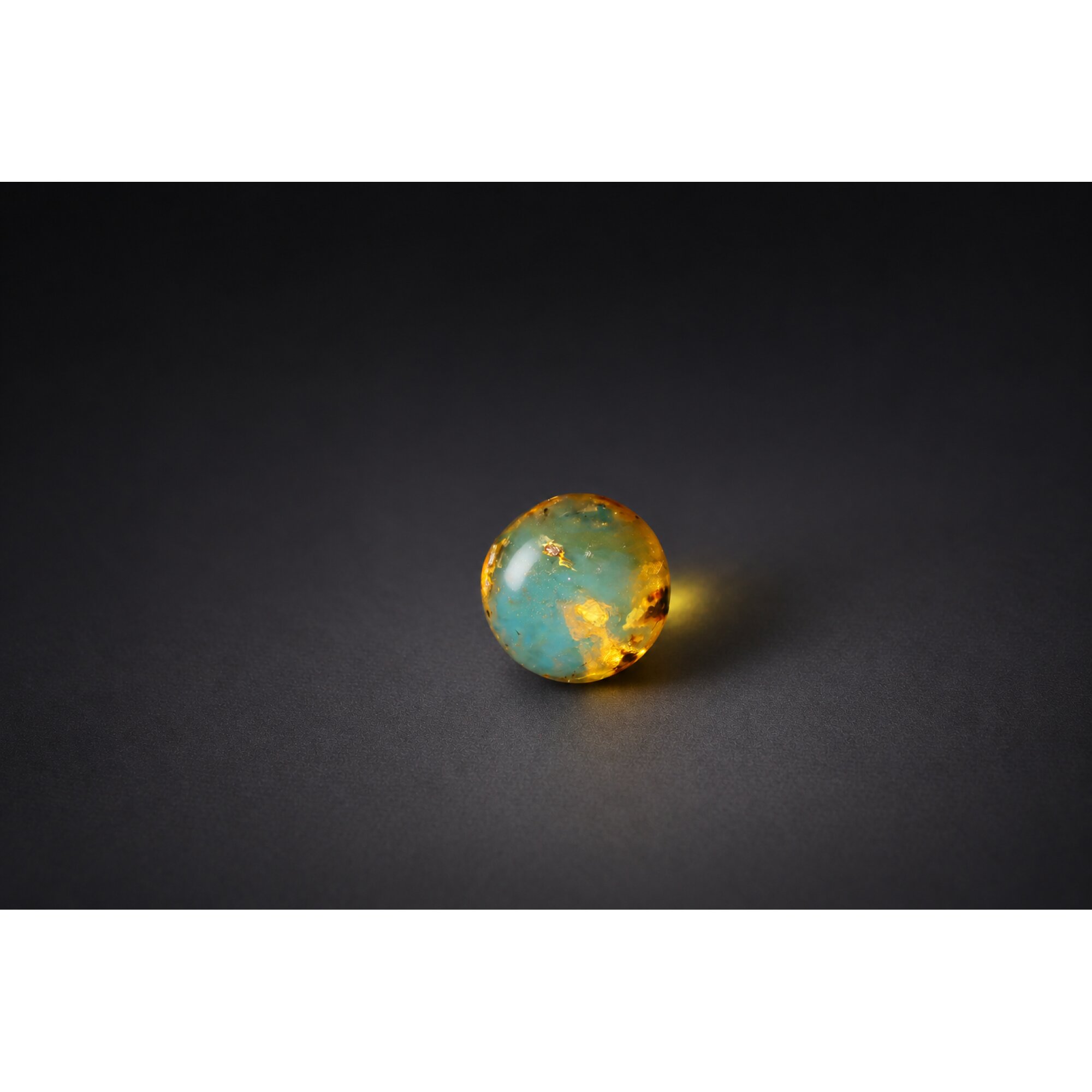 Natural orange blue Dominican amber sphere/ball 19.3mm – photo 10
