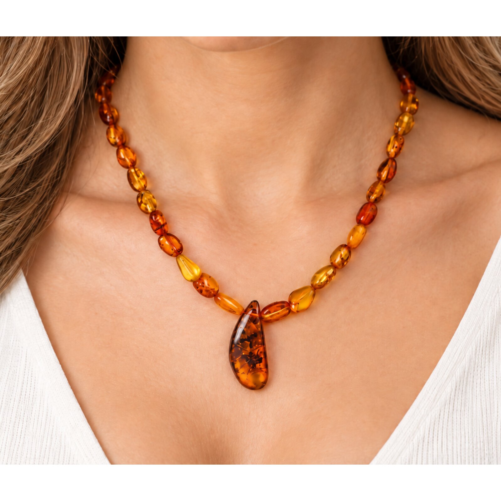 Boutique crafted green red Dominican amber sterling silver necklace 19.7in
