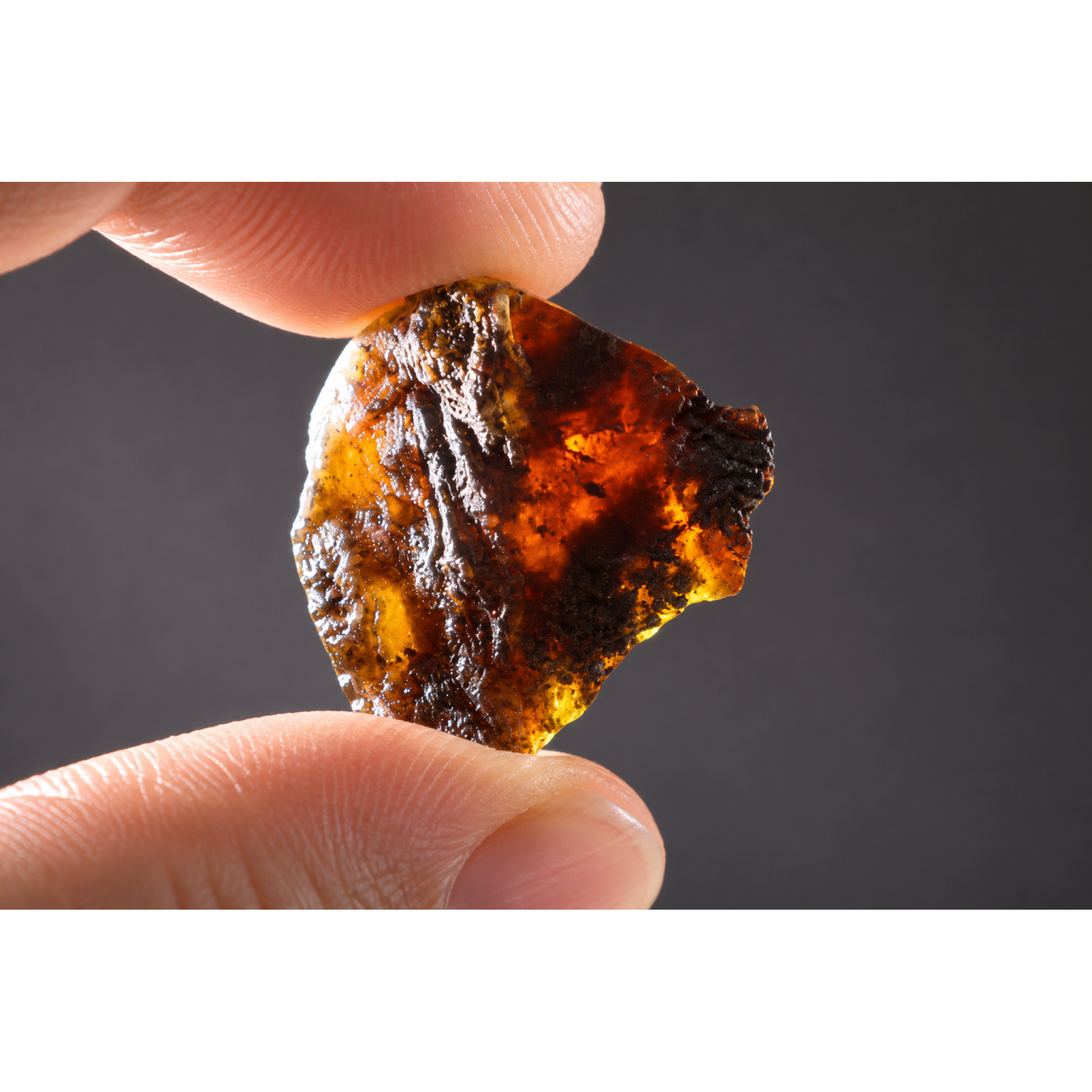 Earth mined deep blue rough specimen Dominican amber 5g – photo 7