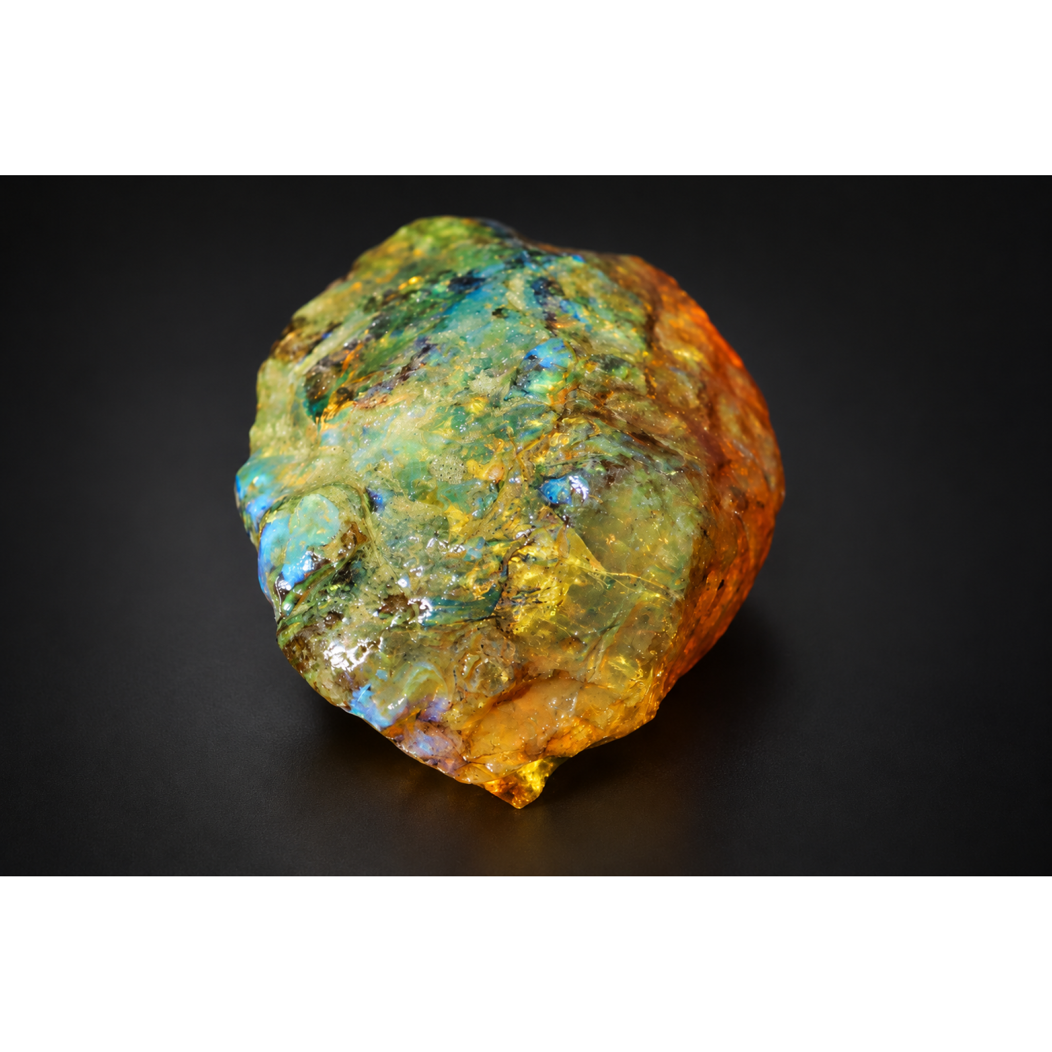 Untreated orange green rough specimen Dominican amber 45.1g – photo 6