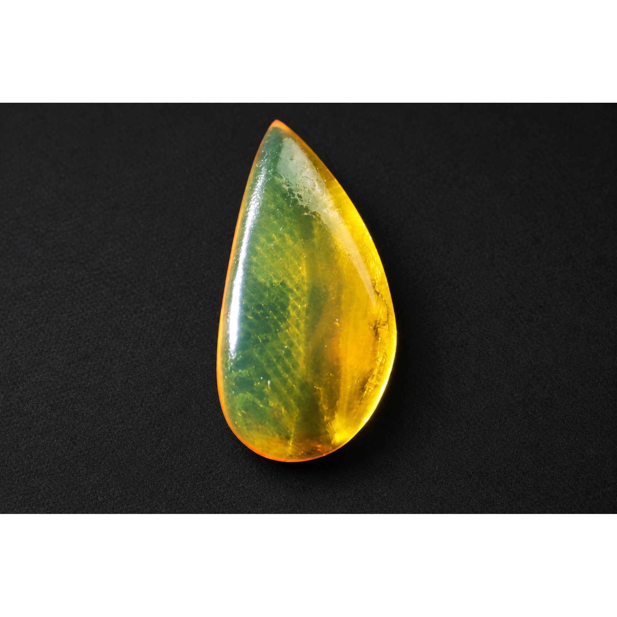 Authentic green yellow polished Dominican amber 0.8g – photo 5