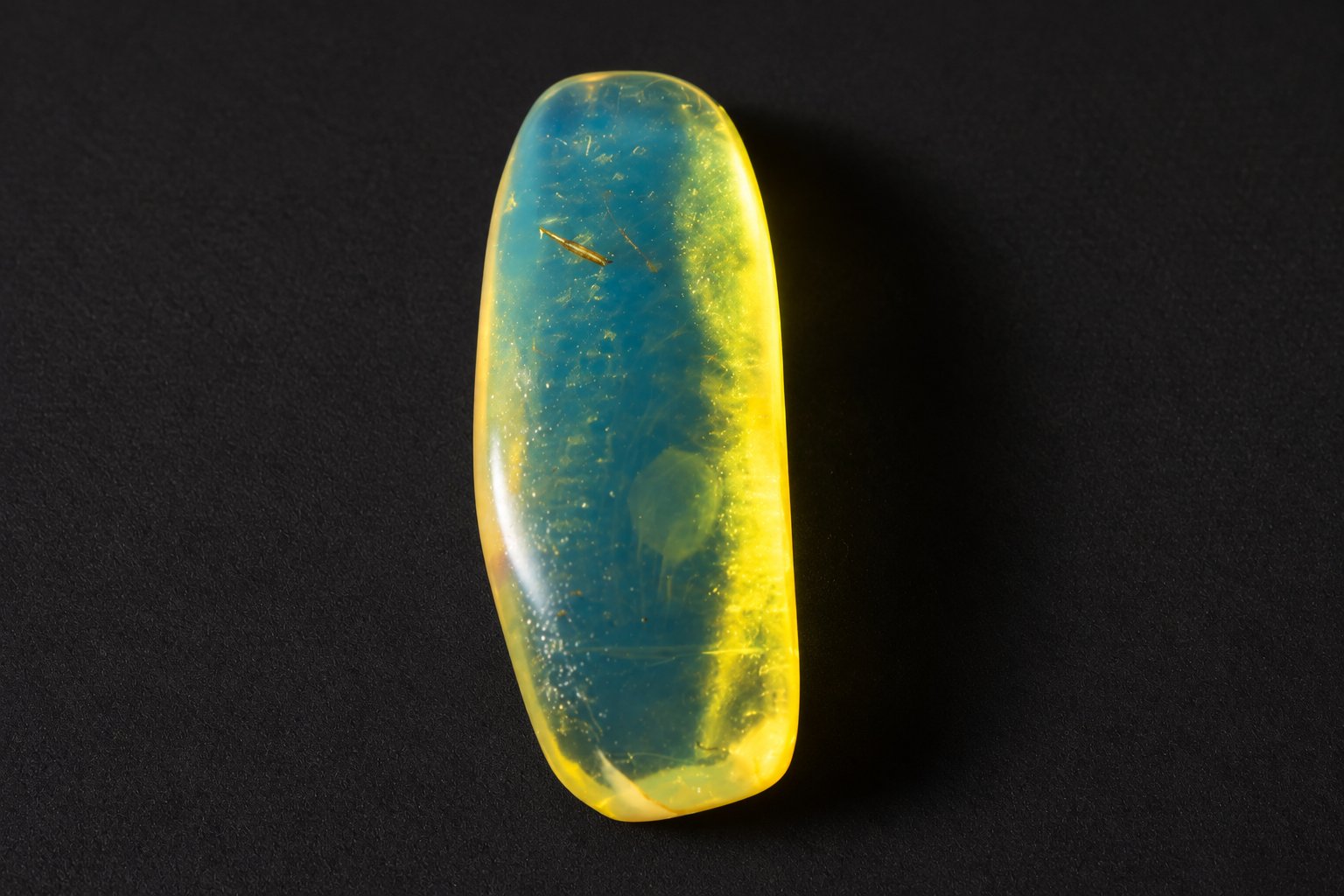 Genuine deep blue polished Dominican amber – photo 7