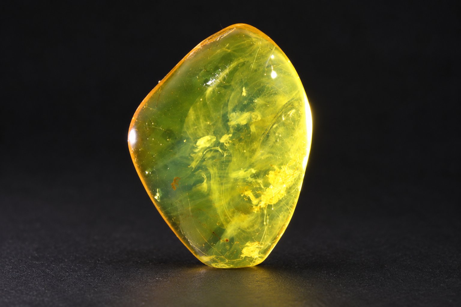 Genuine light blue polished Dominican amber – photo 4