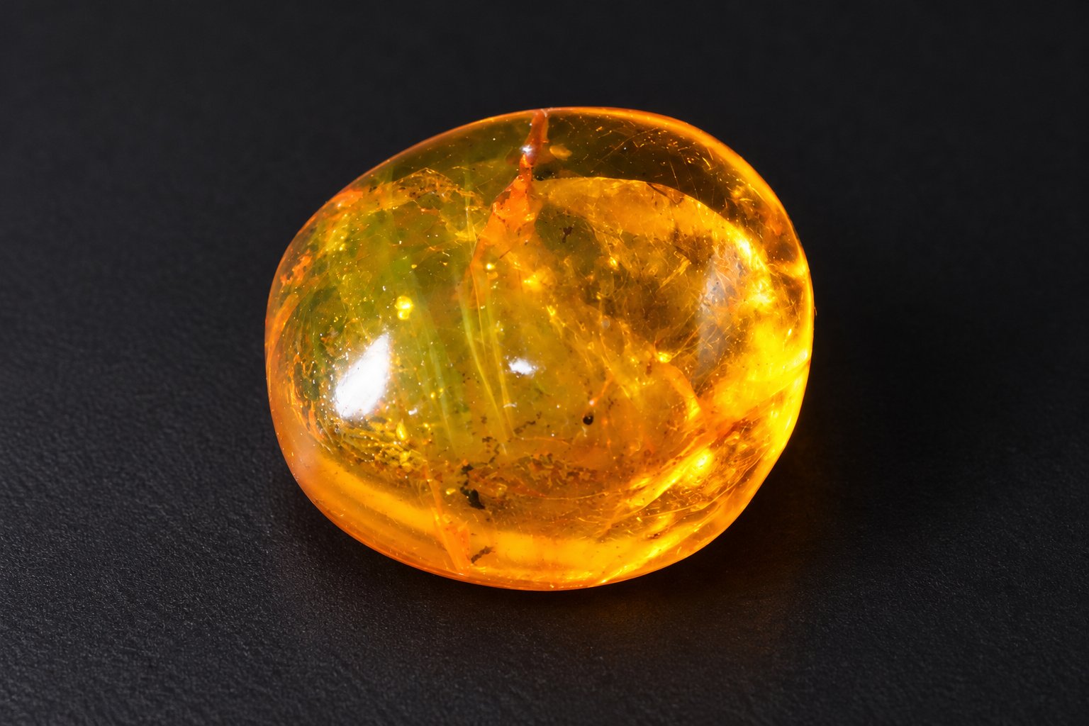 Genuine yellow orange polished Dominican amber – photo 3