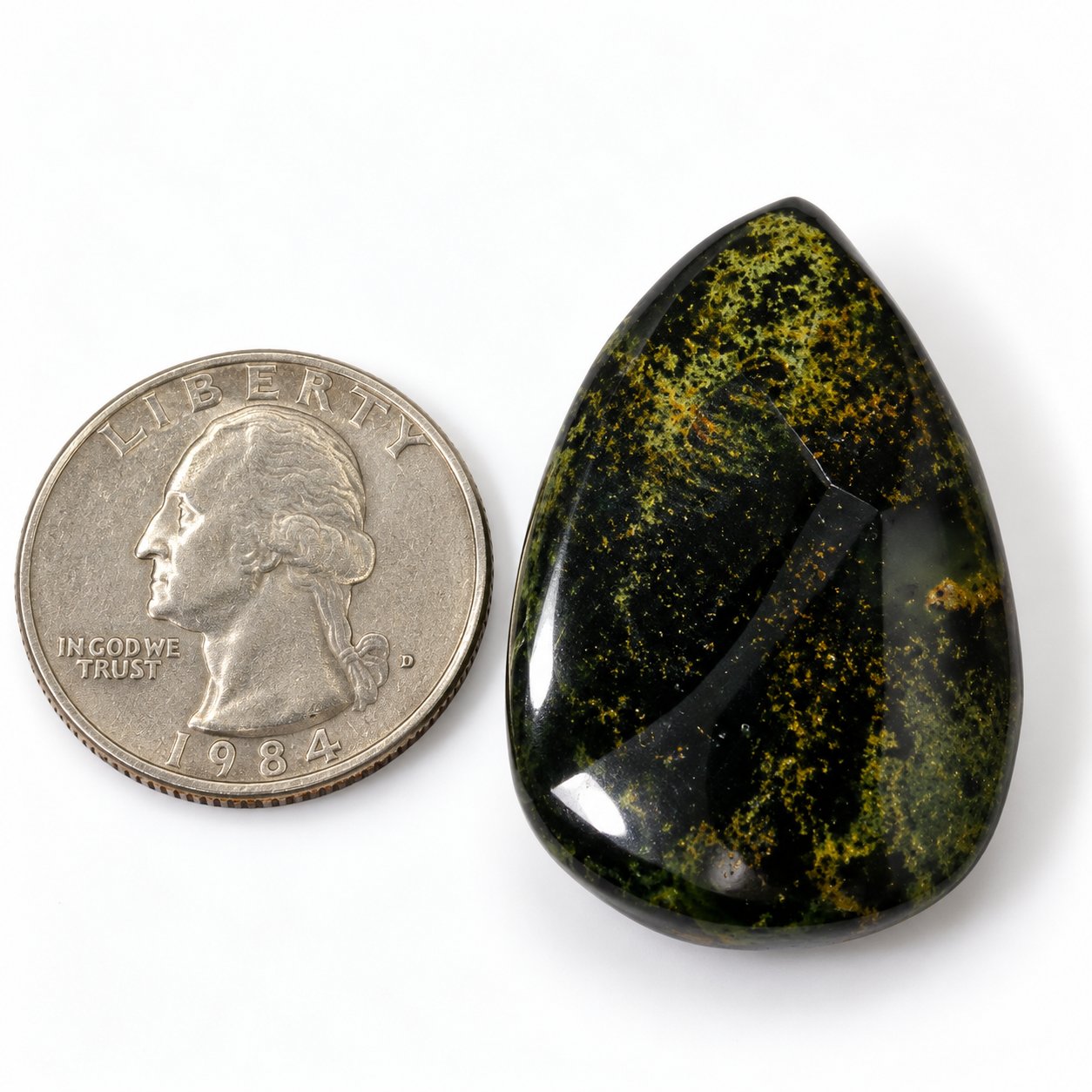Earth mined cognac green polished Dominican amber 35mm – photo 5