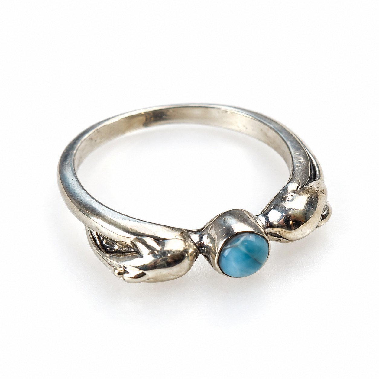 Studio made sky blue Dominican Larimar sterling silver ring 2.9g