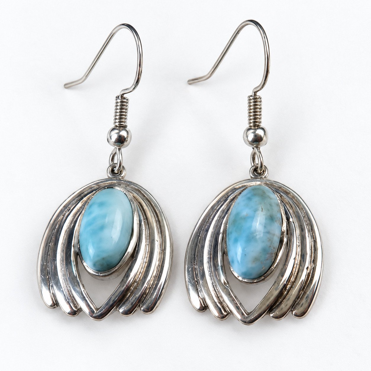 Heritage craftsmanship sky blue Dominican Larimar sterling silver earring 6.4g – photo 3
