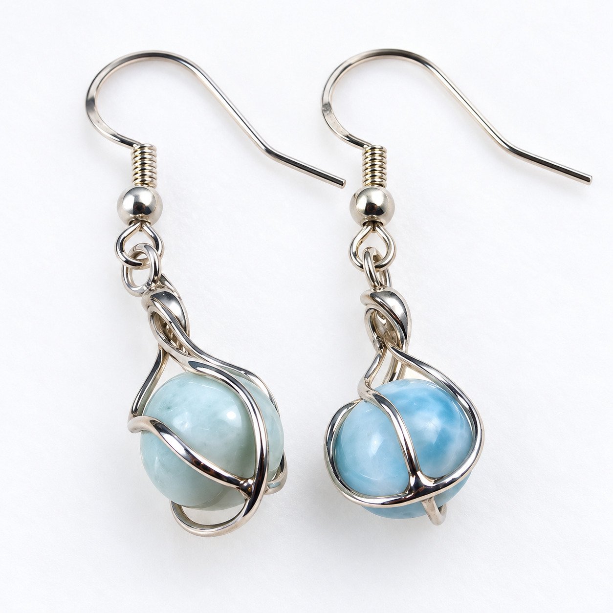 Studio made sky blue Dominican Larimar sterling silver earring 4.1g – photo 2