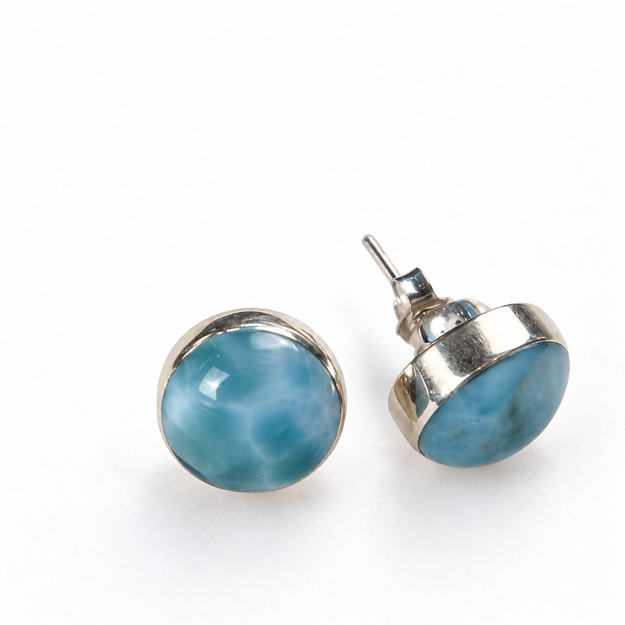 Handcrafted excellence sky blue Dominican Larimar sterling silver earring 3.9g