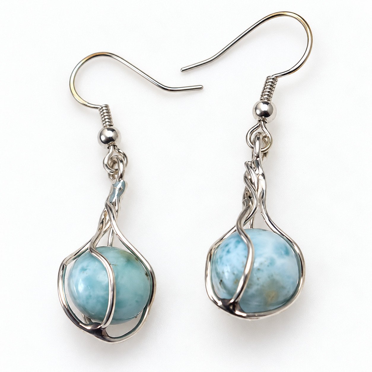Handcrafted excellence sky blue Dominican Larimar sterling silver earring 4.8g