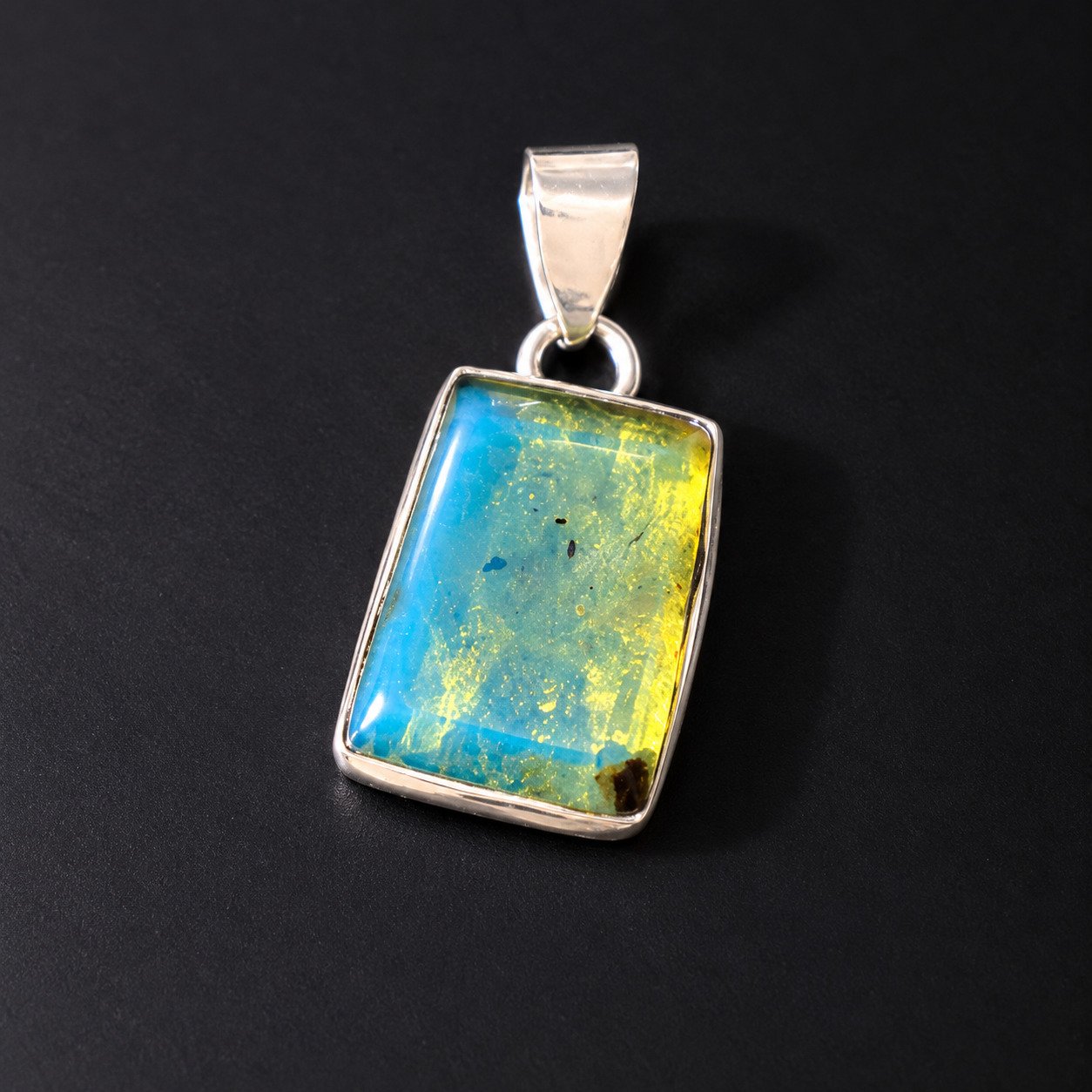 Timeless deep blue Dominican amber sterling silver pendant 2g – photo 2