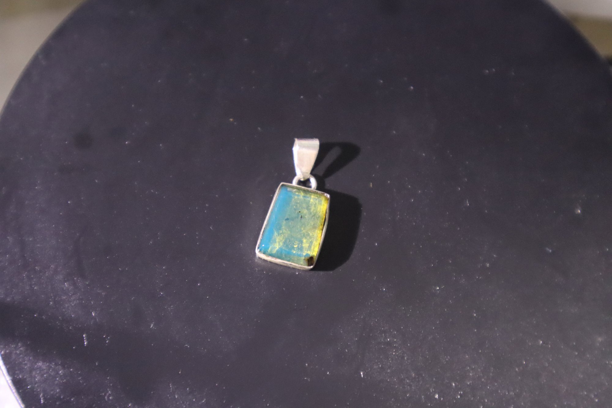 Timeless deep blue Dominican amber sterling silver pendant 2g – photo 8