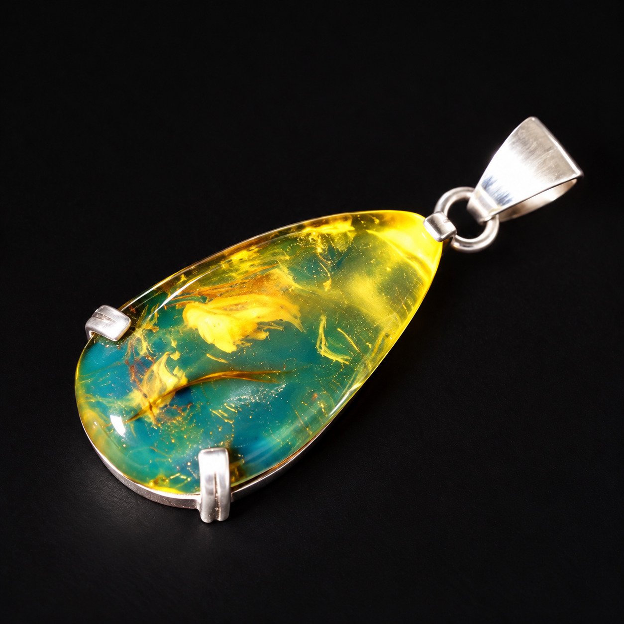 Raw beauty sky blue Dominican amber sterling silver pendant 4.1g – photo 5