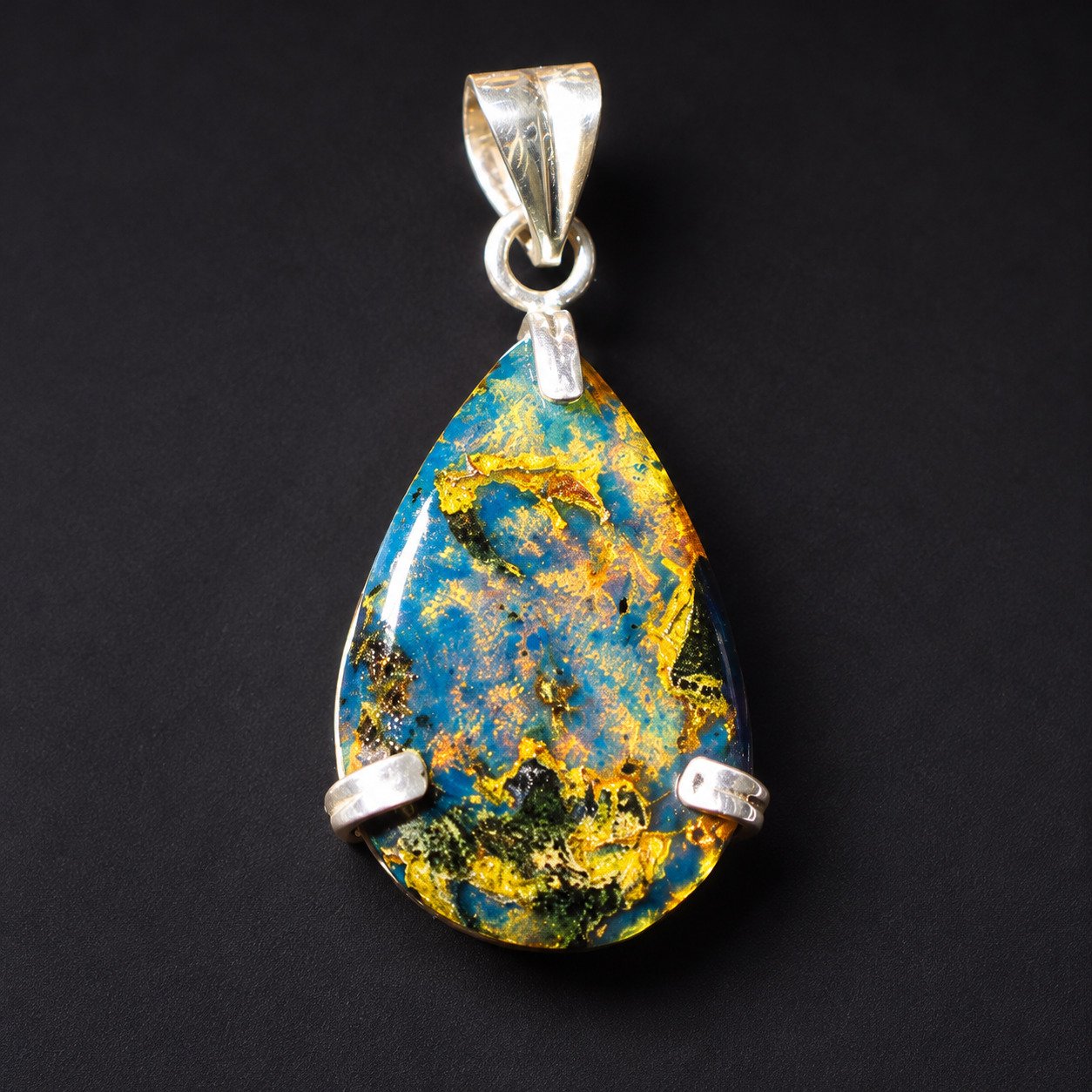 Nature created deep blue Dominican amber sterling silver pendant 3.7g