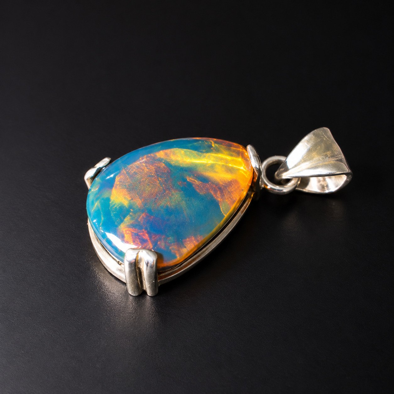Exclusive sky blue Dominican amber sterling silver pendant 4.4g