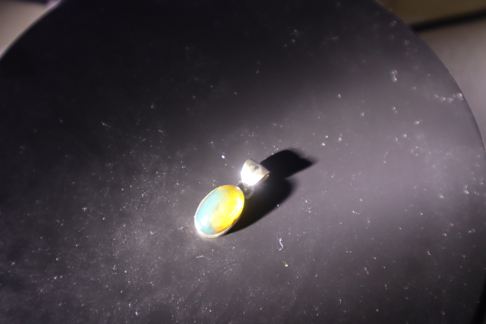 Studio made sky blue Dominican amber sterling silver pendant 1.7g – photo 7