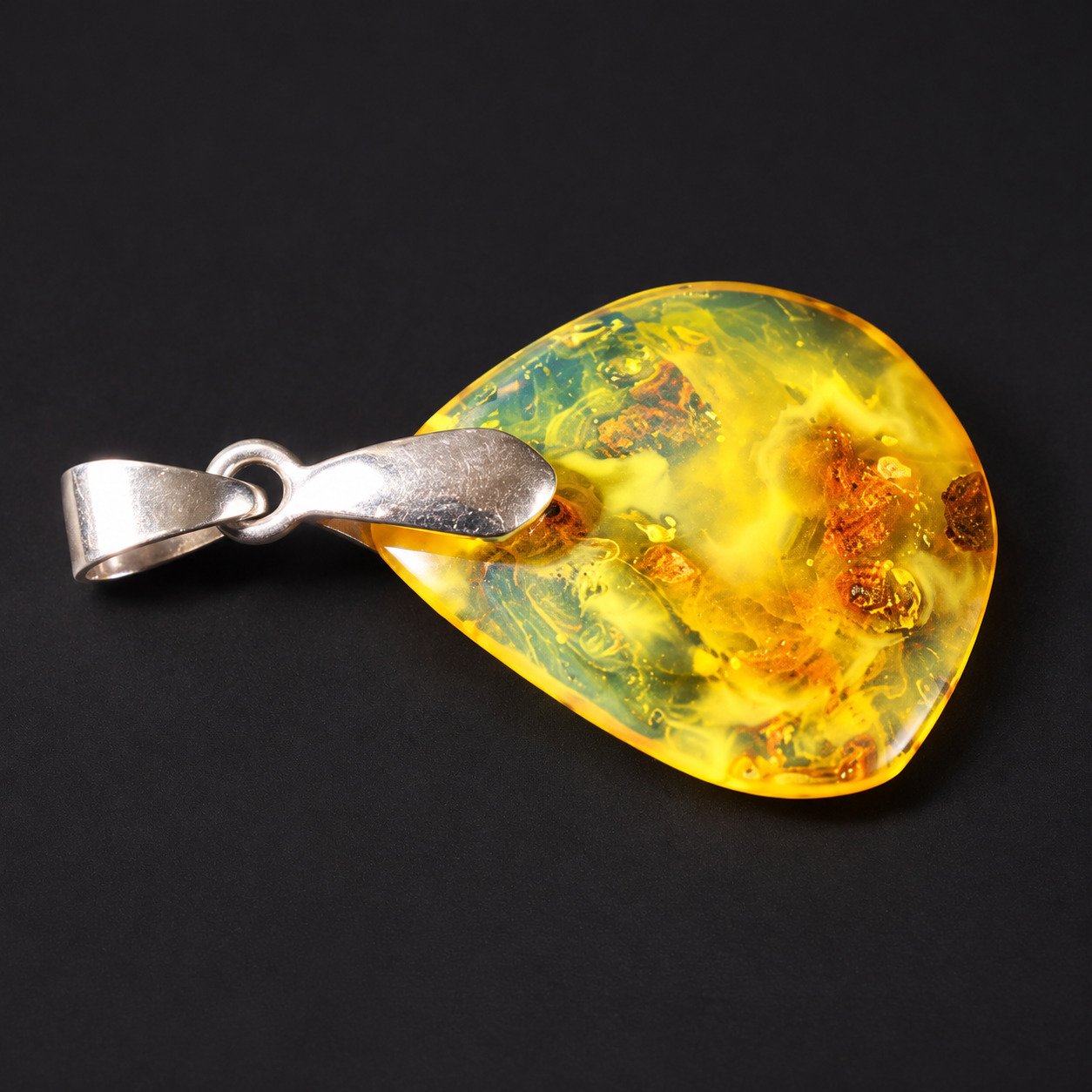 Island crafted yellow blue Dominican amber sterling silver pendant 2.2g – photo 3