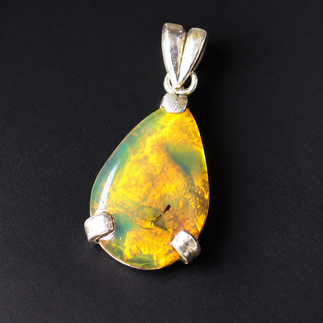 Studio made yellow green blue Dominican amber sterling silver pendant 4.2g – photo 6