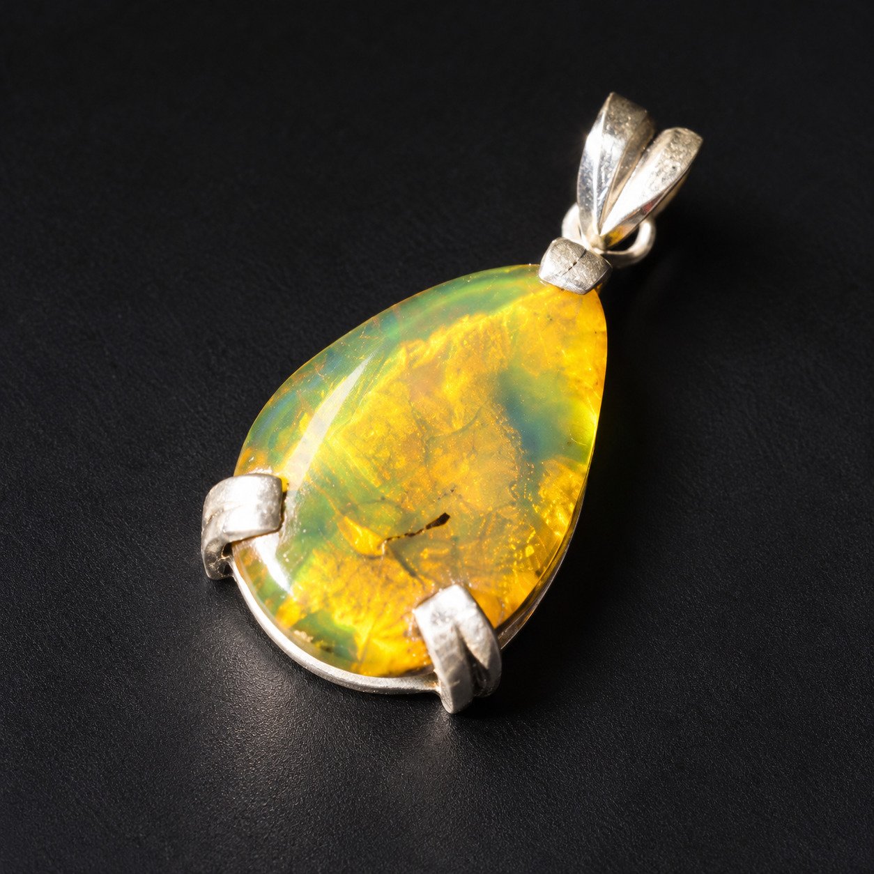 Studio made yellow green blue Dominican amber sterling silver pendant 4.2g – photo 7