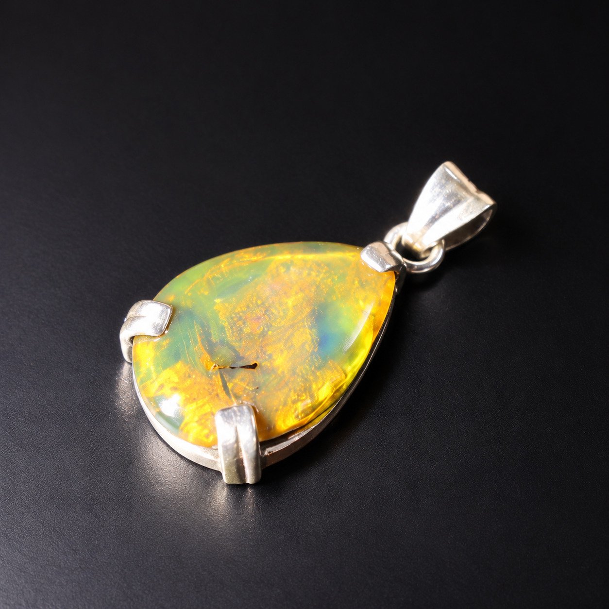 Studio made yellow green blue Dominican amber sterling silver pendant 4.2g – photo 8