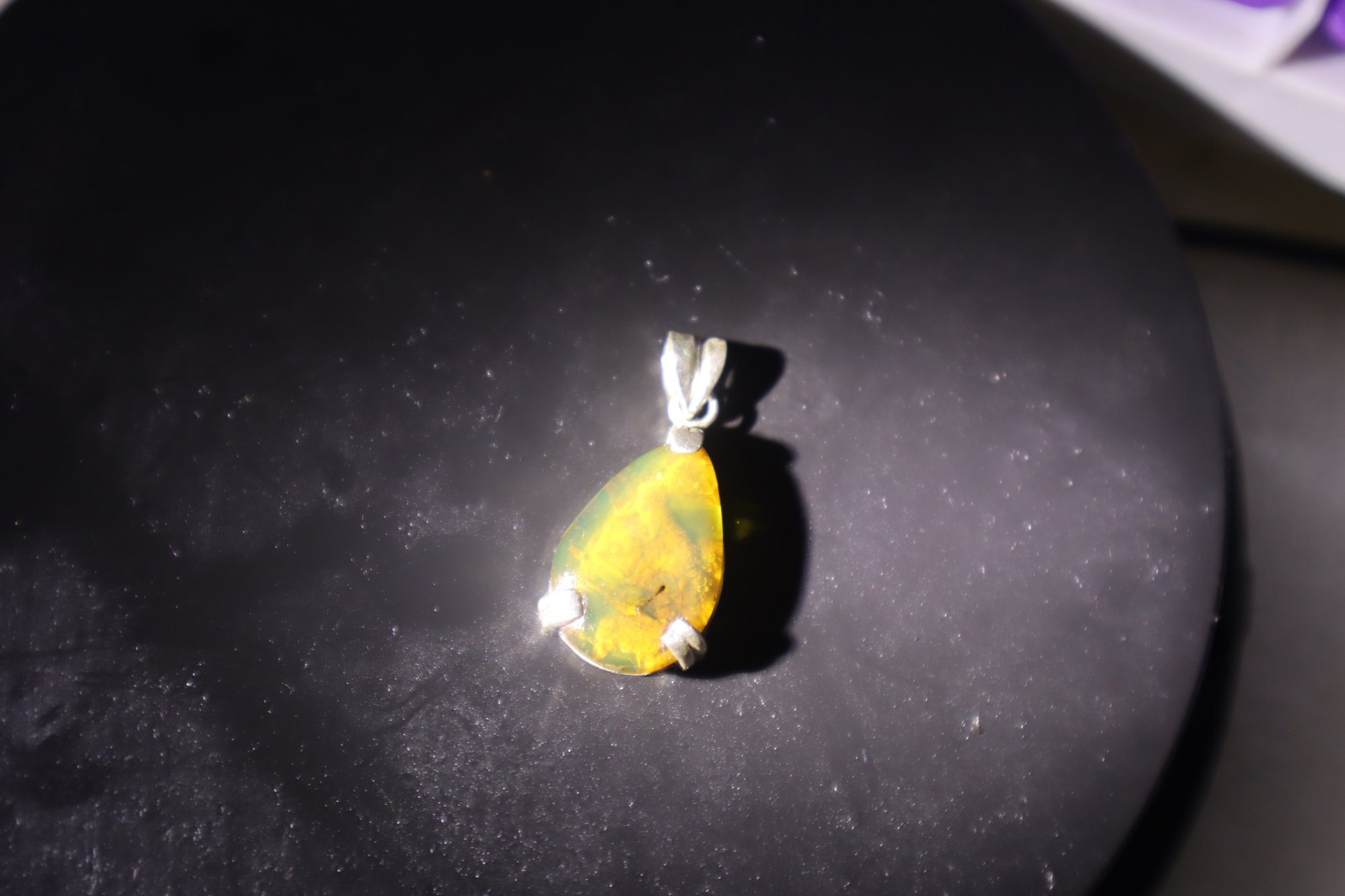Studio made yellow green blue Dominican amber sterling silver pendant 4.2g – photo 10