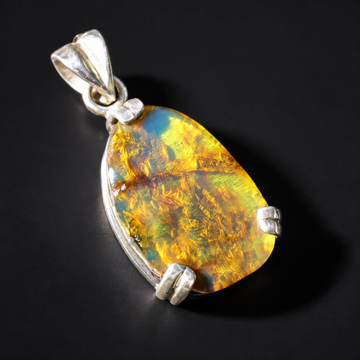 Artisan crafted yellow green blue Dominican amber sterling silver pendant 3.5g