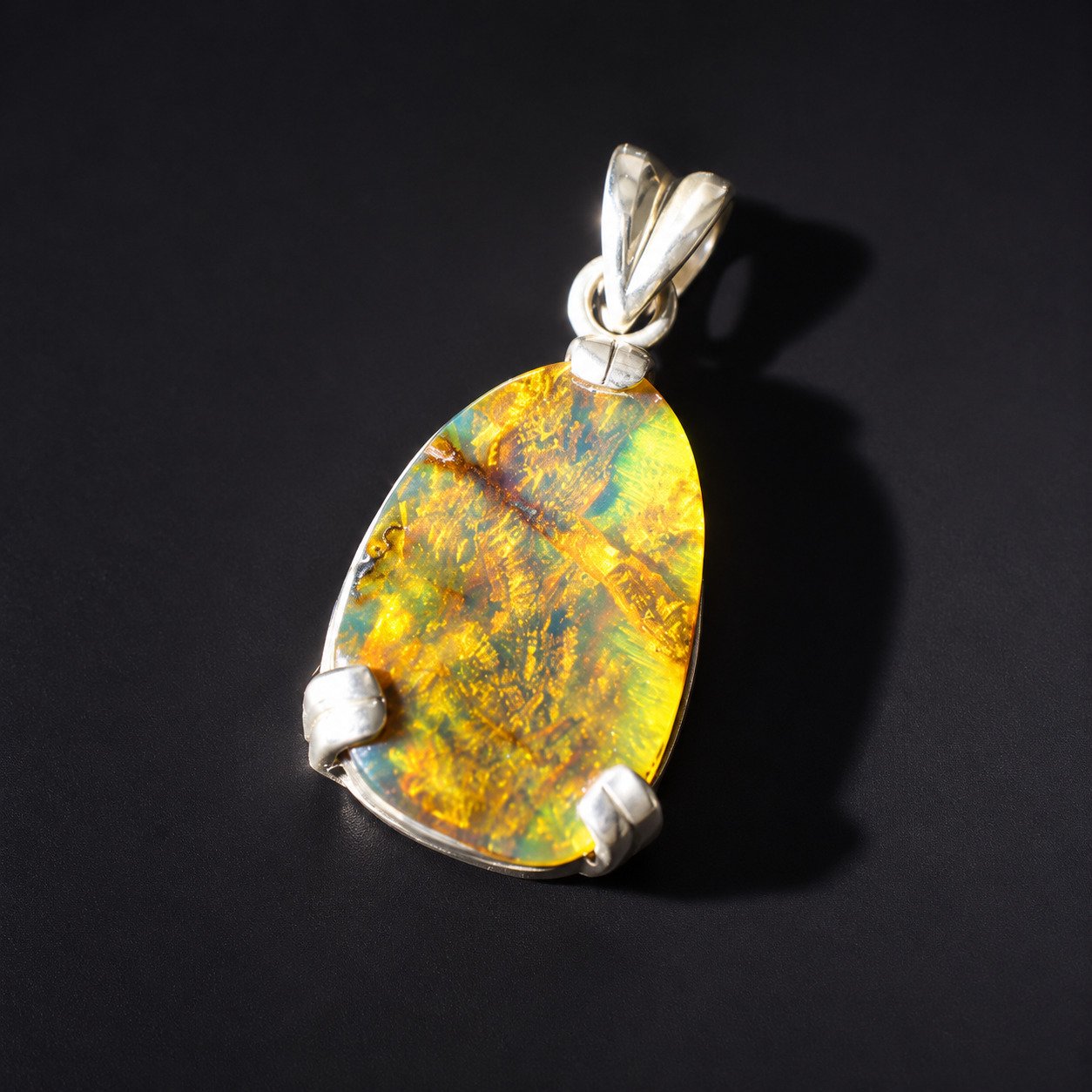 Artisan crafted yellow green blue Dominican amber sterling silver pendant 3.5g – photo 5