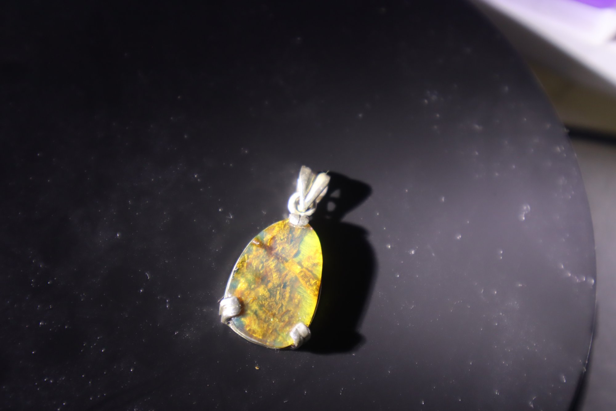 Artisan crafted yellow green blue Dominican amber sterling silver pendant 3.5g – photo 7