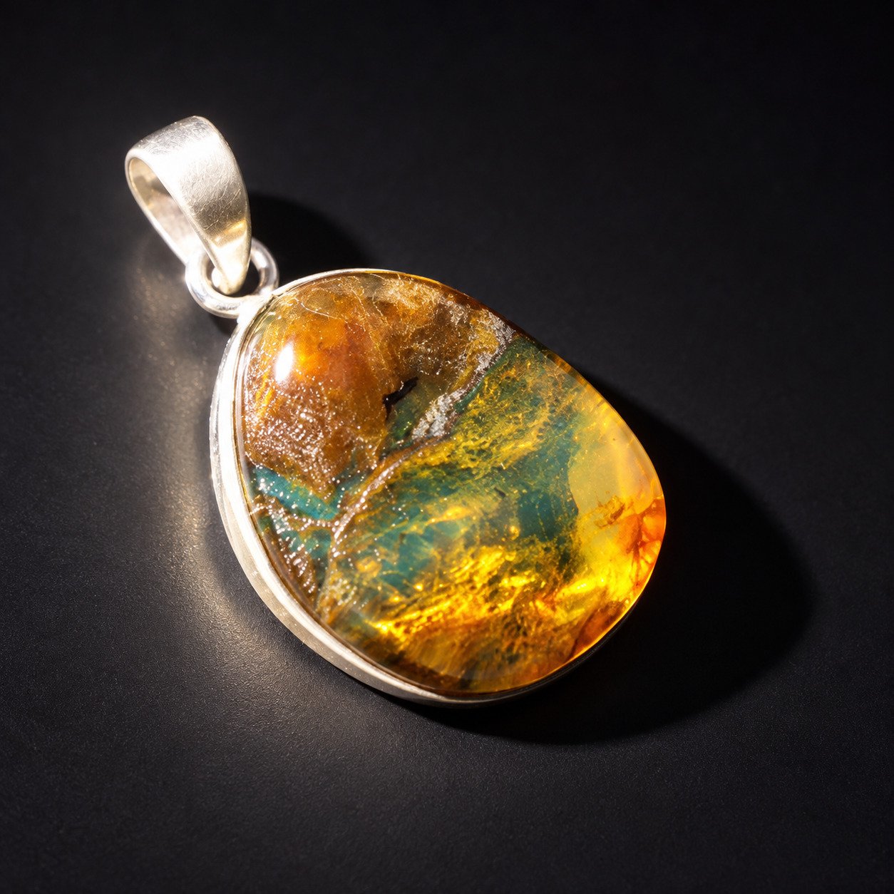 Artisan crafted yellow green brown Dominican amber sterling silver pendant 2.9g – photo 7