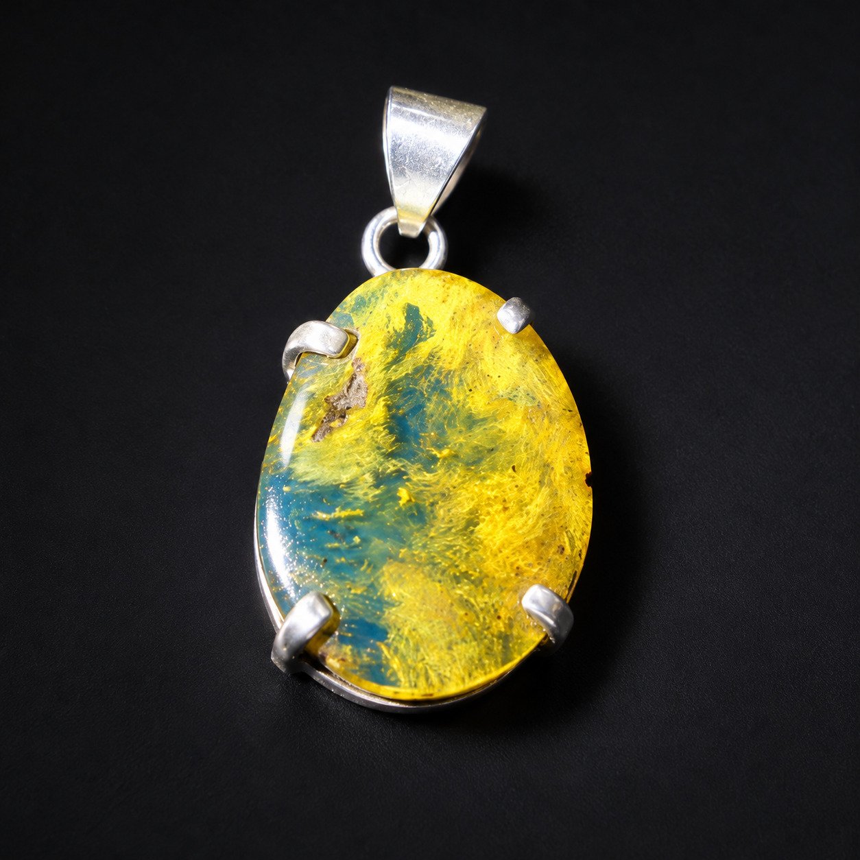 Artisan crafted yellow blue Dominican amber sterling silver pendant 2.5g – photo 4