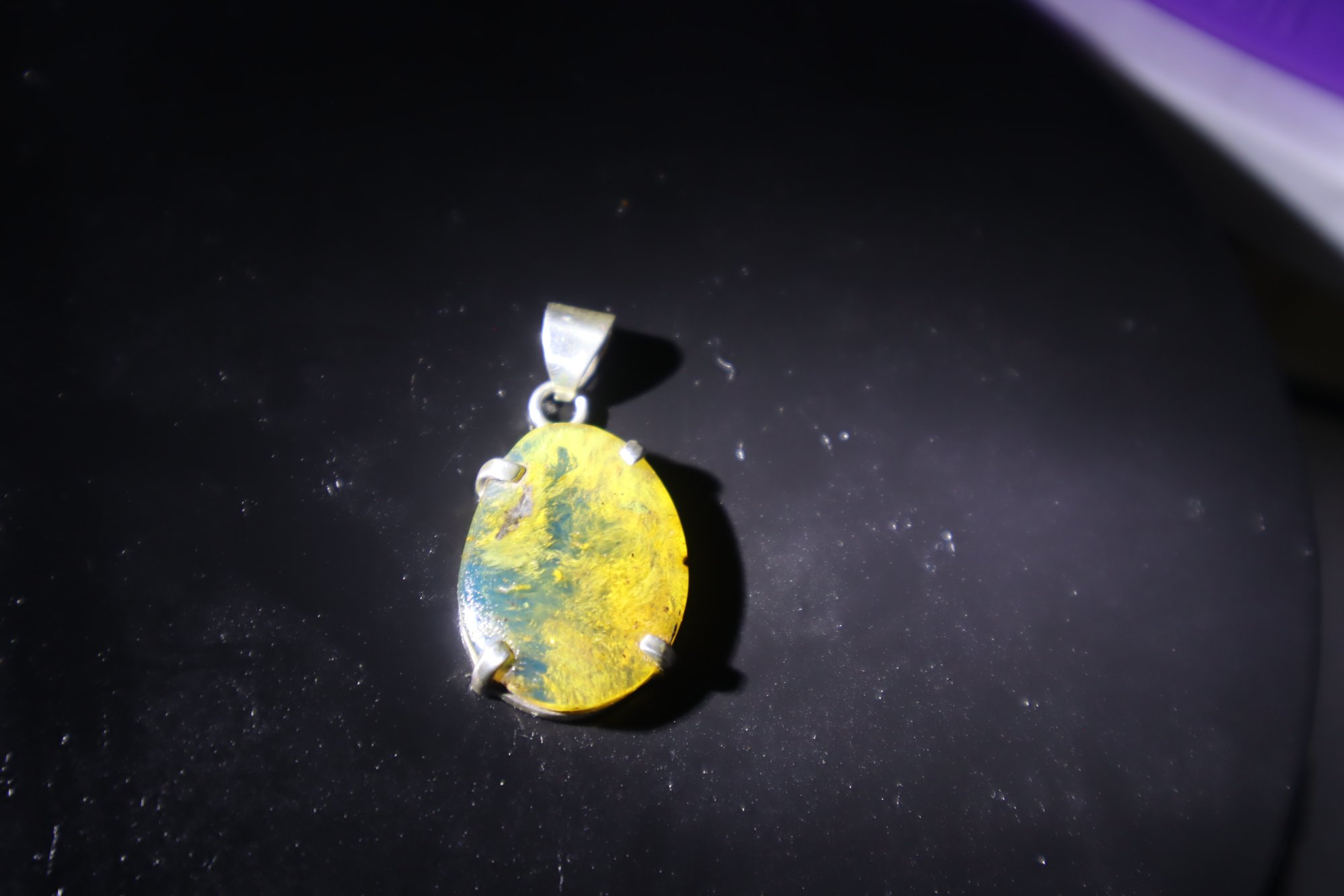Artisan crafted yellow blue Dominican amber sterling silver pendant 2.5g – photo 8