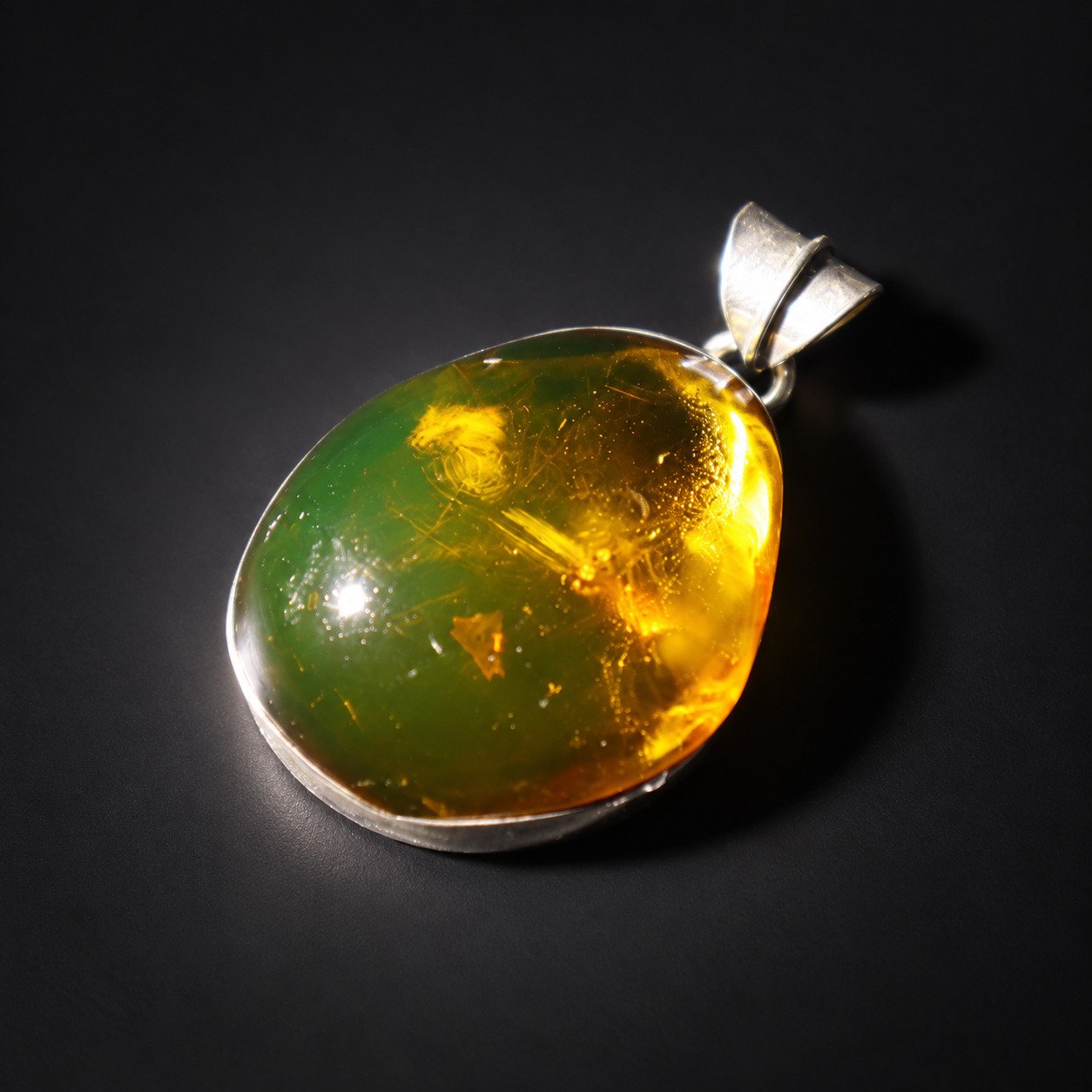 Master crafted orange green Dominican amber sterling silver pendant 5.7g – photo 7