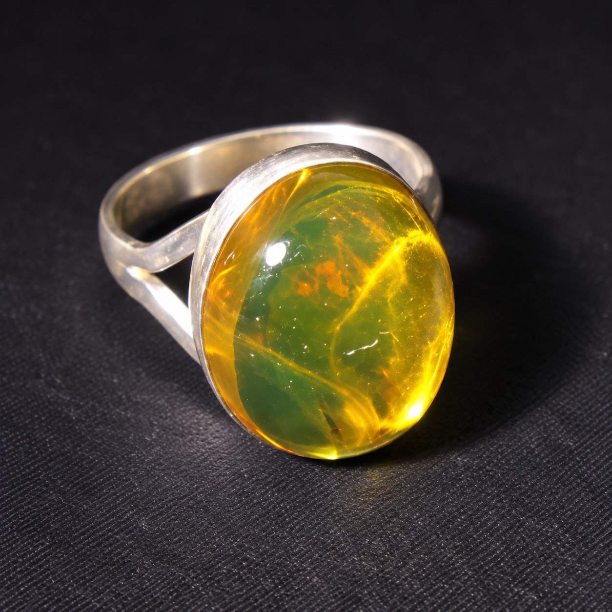 Expertly crafted orange green Dominican amber sterling silver ring 3.3g