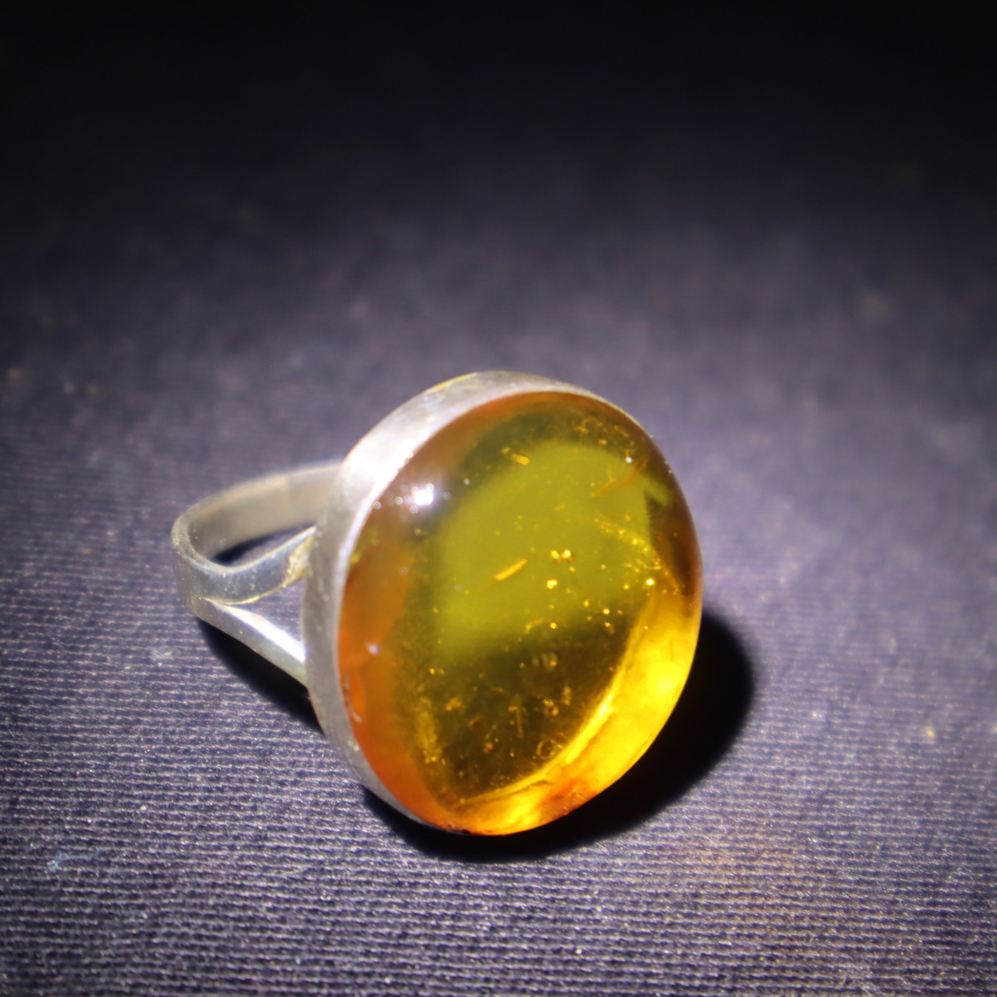 Carefully handmade orange yellow Dominican amber sterling silver ring 4.6g – photo 11