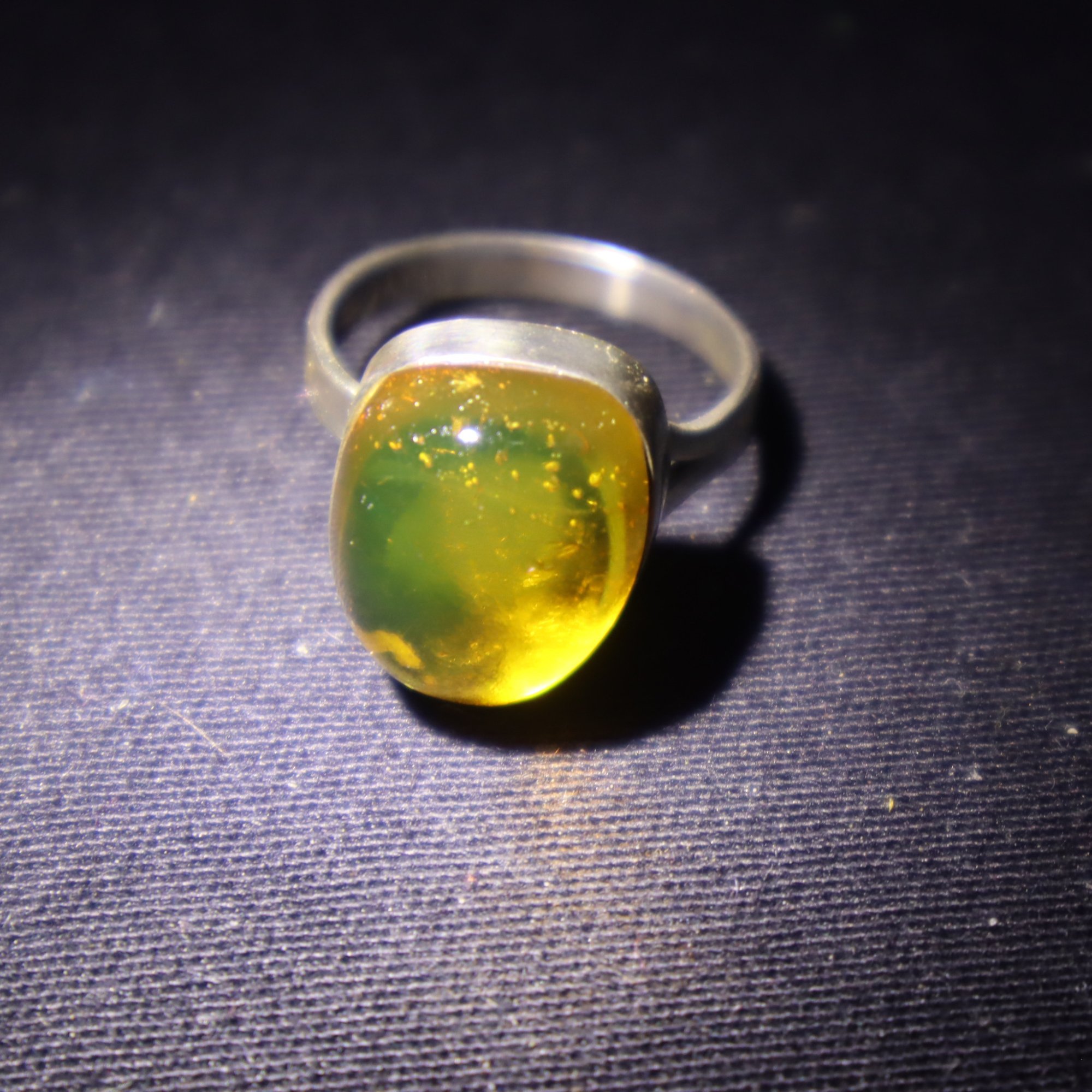 Orange green Dominican amber sterling silver ring Size US 8.25 – photo 4
